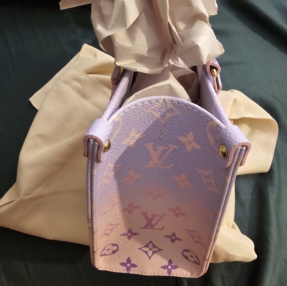 Louis Vuitton Sunrise Pastel OTG PM BNIB - Picture 6 of 13